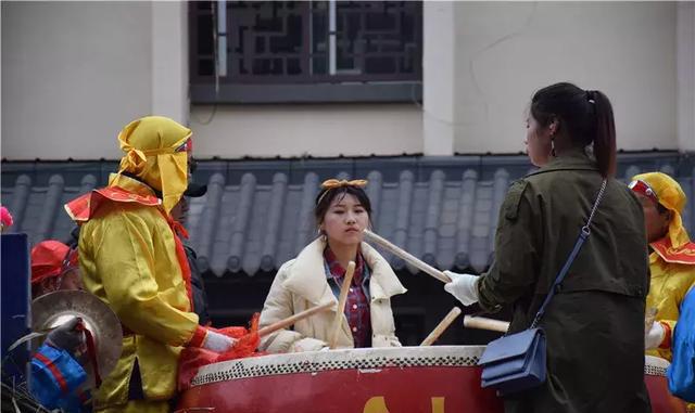 刚刚结束，陇县正月十五元宵节社火大型游演高清大图来咯！