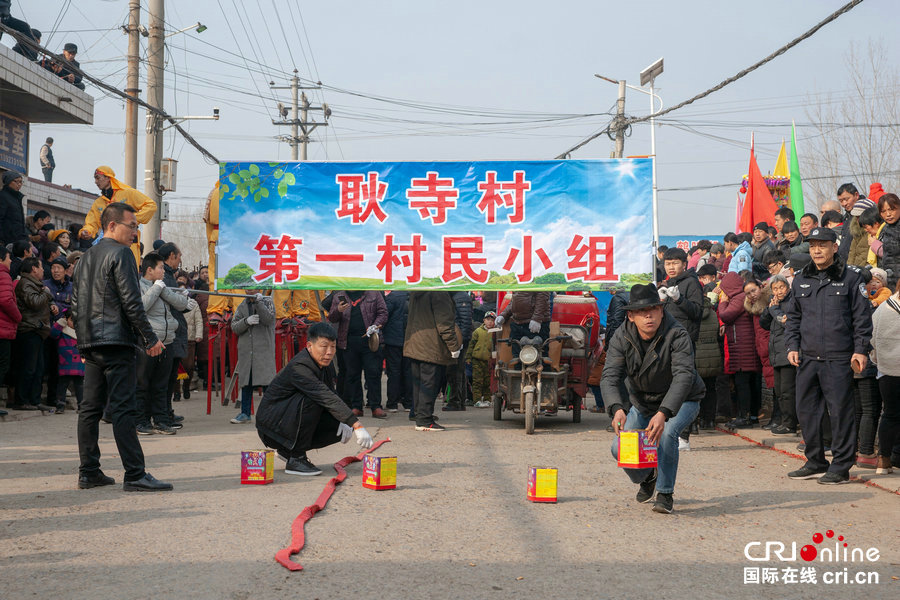 【焦点图-大图】【移动端-焦点图】中原一绝：鹤壁耿寺高跷抬阁