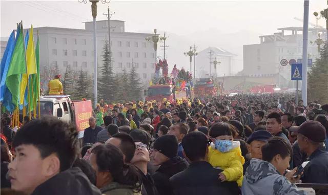 刚刚结束，陇县正月十五元宵节社火大型游演高清大图来咯！