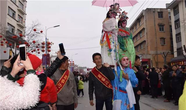 刚刚结束，陇县正月十五元宵节社火大型游演高清大图来咯！