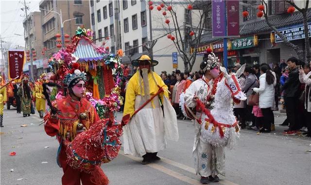 刚刚结束，陇县正月十五元宵节社火大型游演高清大图来咯！