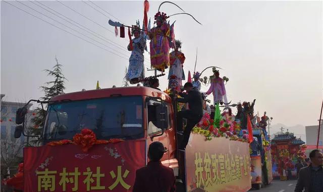 刚刚结束，陇县正月十五元宵节社火大型游演高清大图来咯！